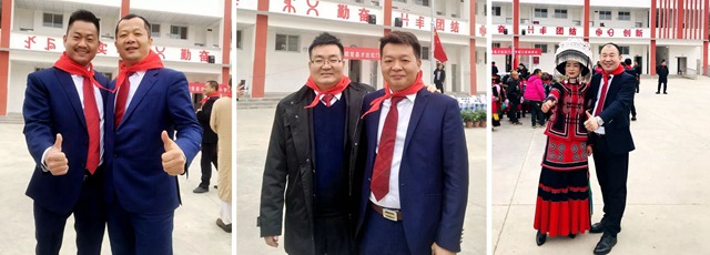 熱情的學(xué)生為大家系上紅領(lǐng)巾.jpg 熱情的學(xué)生為大家系上紅領(lǐng)巾.jpg